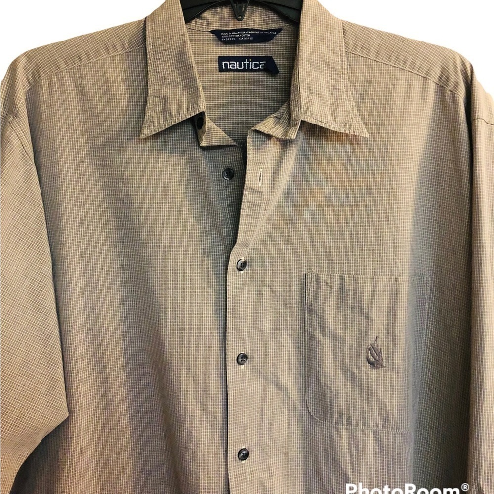 Men’s Nautica Button Down Shirt